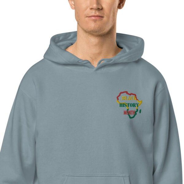 Sweat à capuche teint par pigment unisexe BLACK HISTORY MONTH – Image 15