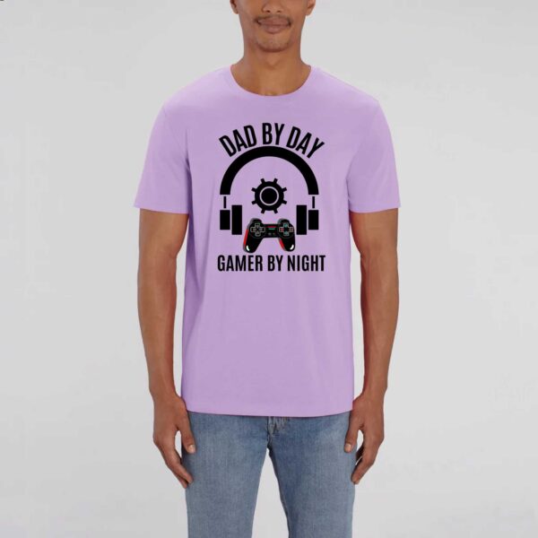 DAD BY DAY GAMER BY NIGHT