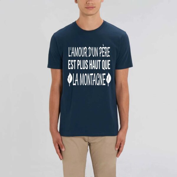 ROCKER - T-shirt Unisexe : L'AMOUR D'UN PERE EST PLUS HAUT QUE LA MONTAGNE