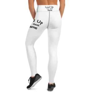 Découvrez notre leggings yoga pas cher "Level Up Your Geek Game" - l'accessoire ultime pour les geeks qui aiment prendre soin d'eux!