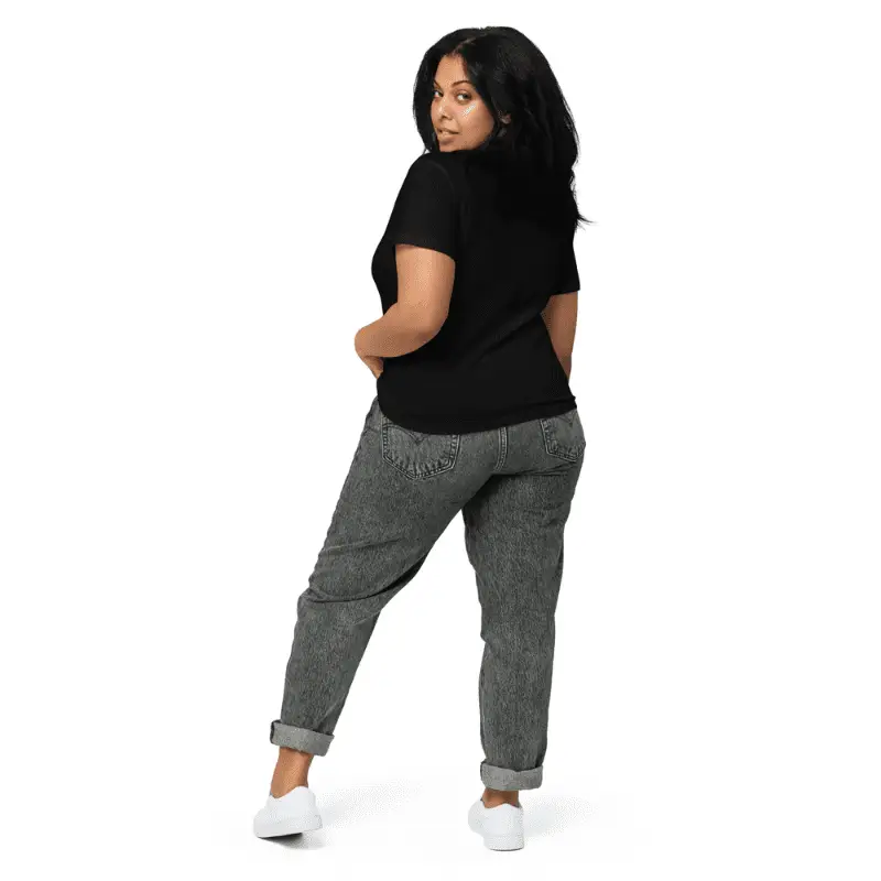 T-shirt femme taille : la coupe parfaite pour toutes les silhouettes