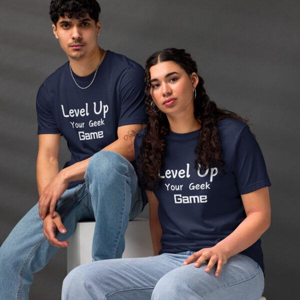 T-shirt unisexe classique écologique level up your geek game – Image 4