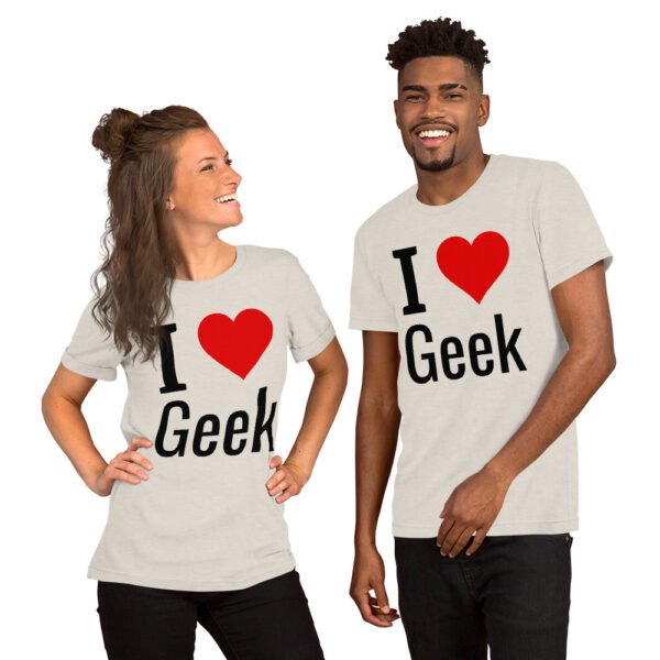 I love geek: Le T-shirt parfait pour séduire – Image 3