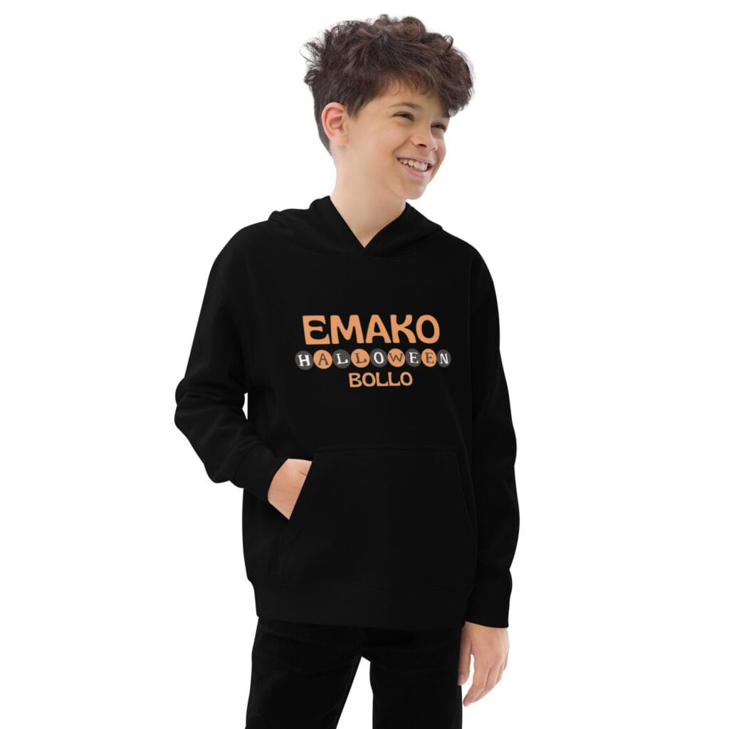 Jeune enfant arborant un sweat à capuche halloween enfant noir