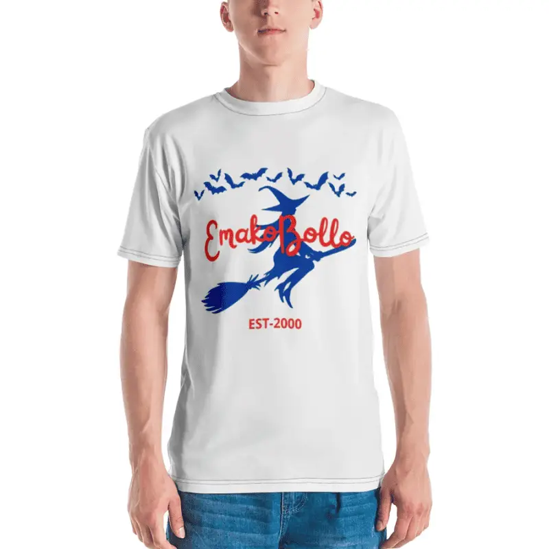 homme arborant un t-shirt halloween EmakoBollo