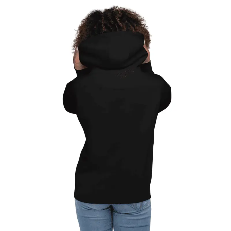Pull à capuche noir I love you arboré par une femme vu de dos