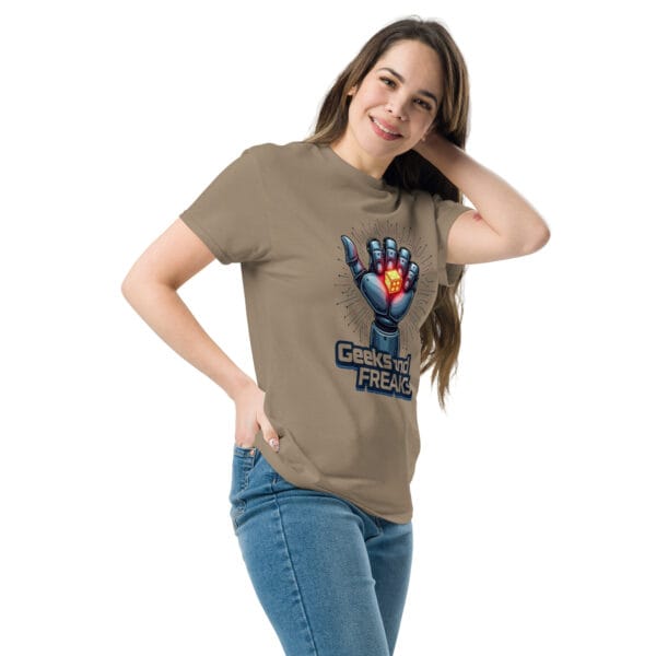 T-shirt classique unisexe robo dice : adoptez l'originalité dès aujourd'hui. – Image 11